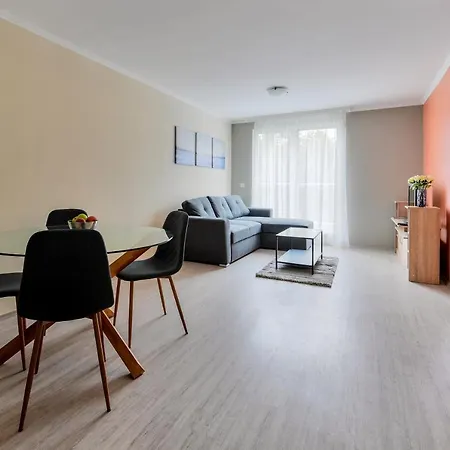 Oliver Apartman