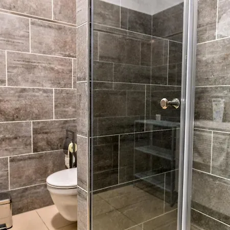 Oliver Apartman Aparthotel Heviz