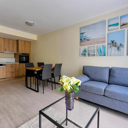 Oliver Apartman *