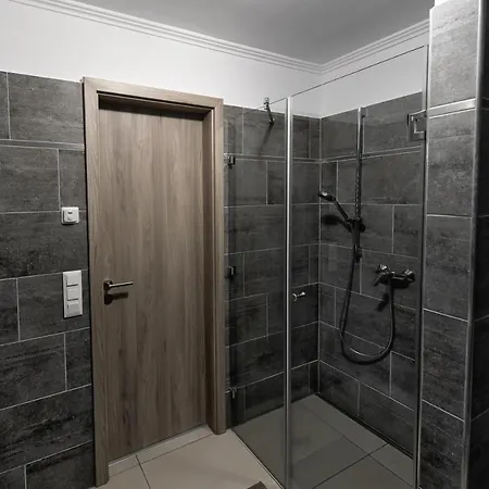 Oliver Apartman Aparthotel